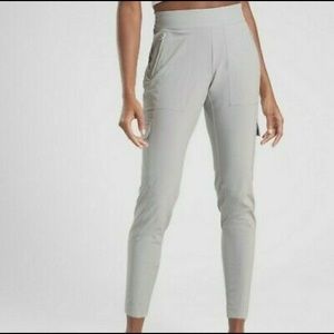 Athleta Chelsea Cargo Pant- Size 2